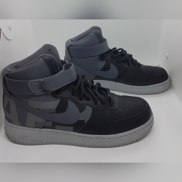 New Nike AV8364-001 Air Force 1 High Black Sz 9.5 - Picture 4 of 7